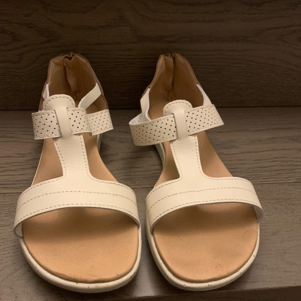 Women's Brown & Cream Leather Sandals